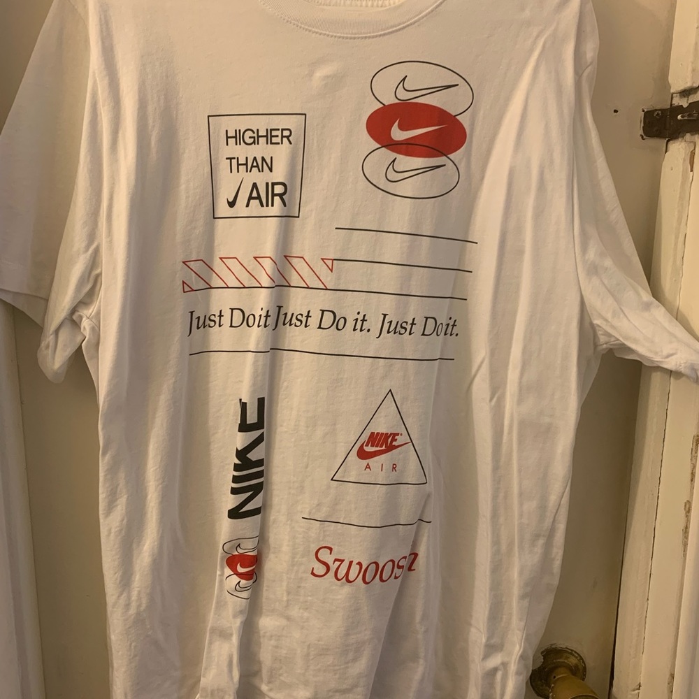 Nike mens t shirt